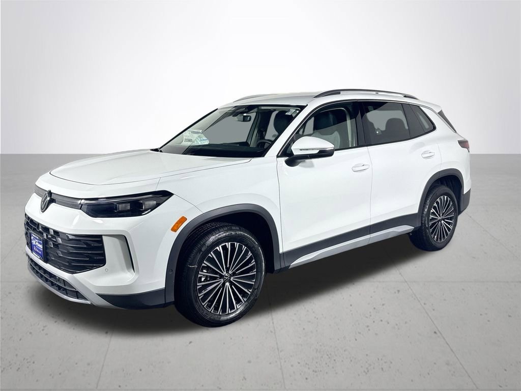 New 2025 Volkswagen Tiguan S image 2