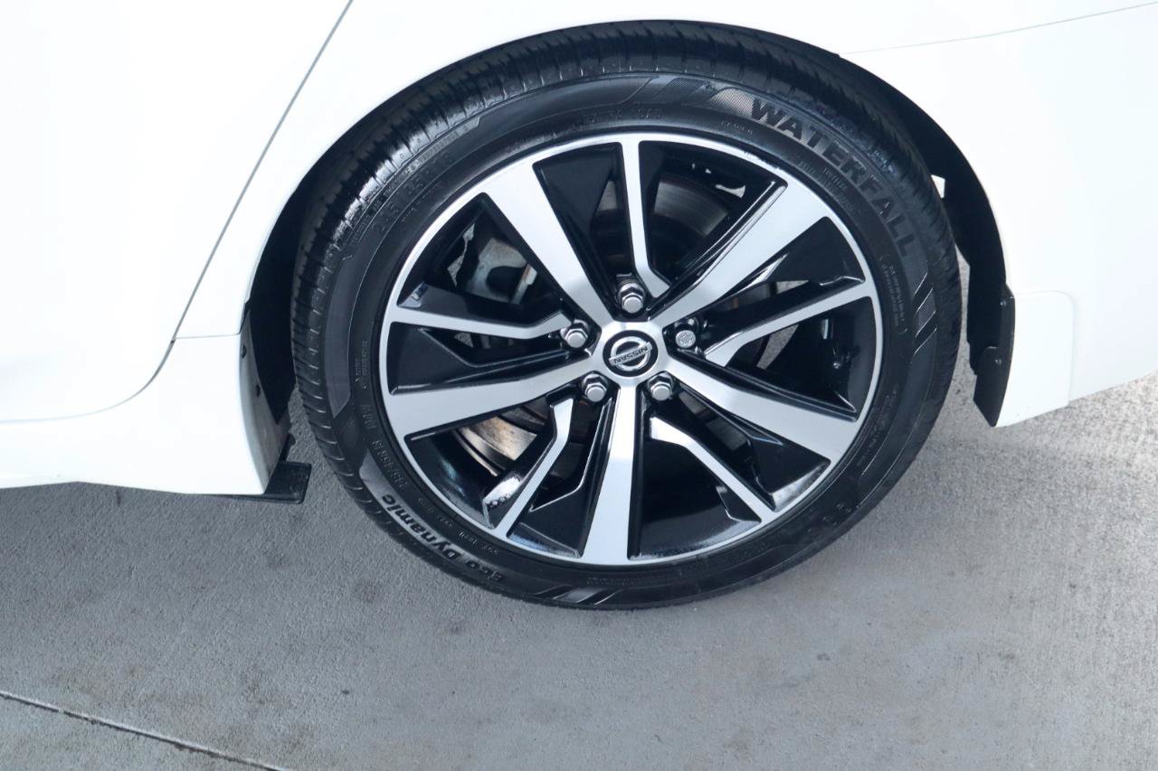 Used 2021 Nissan Maxima 3.5 SV w/ Floor Mat Group FWD image 38