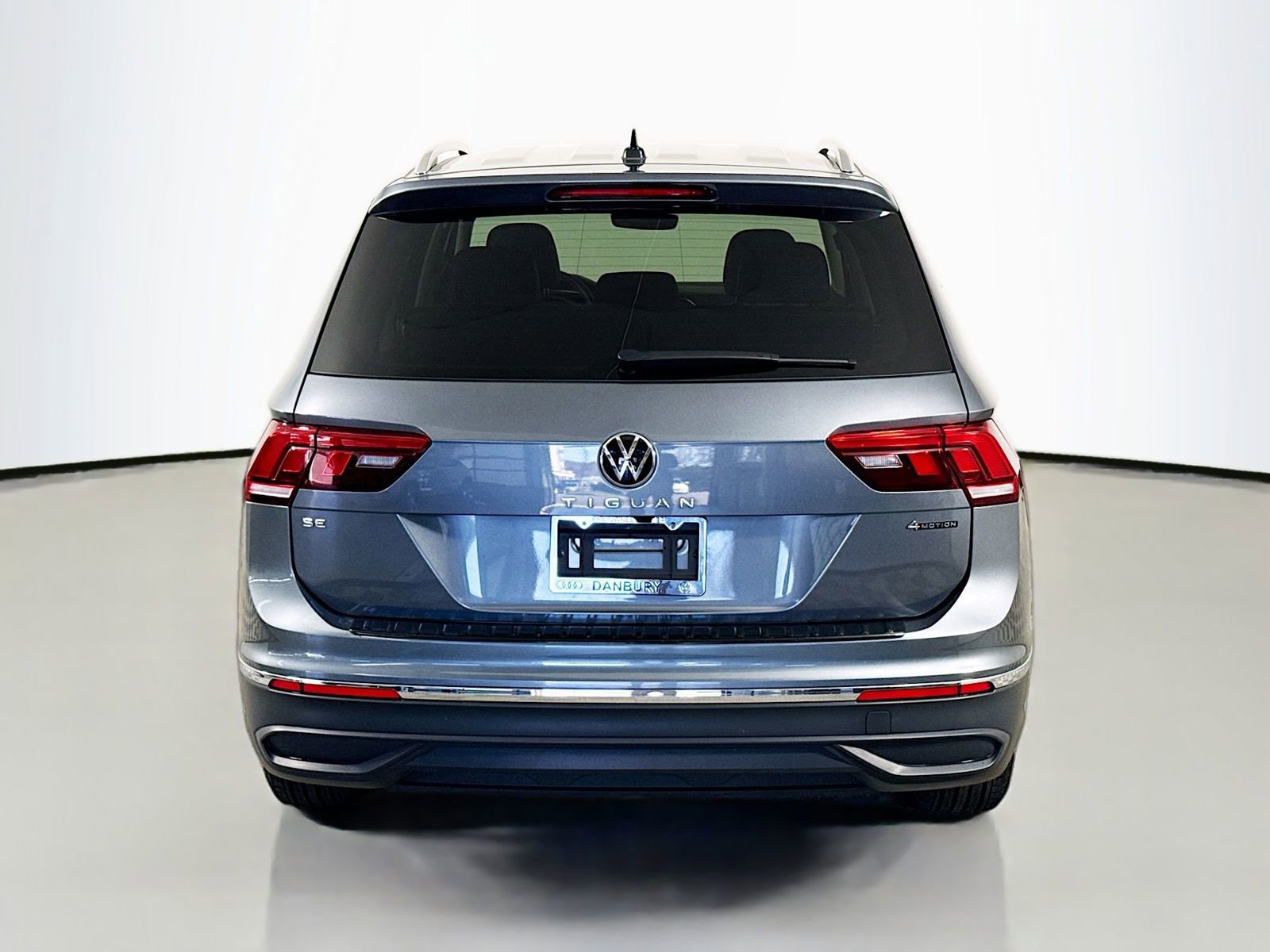 Certified 2024 Volkswagen Tiguan SE AWD/4WD image 10