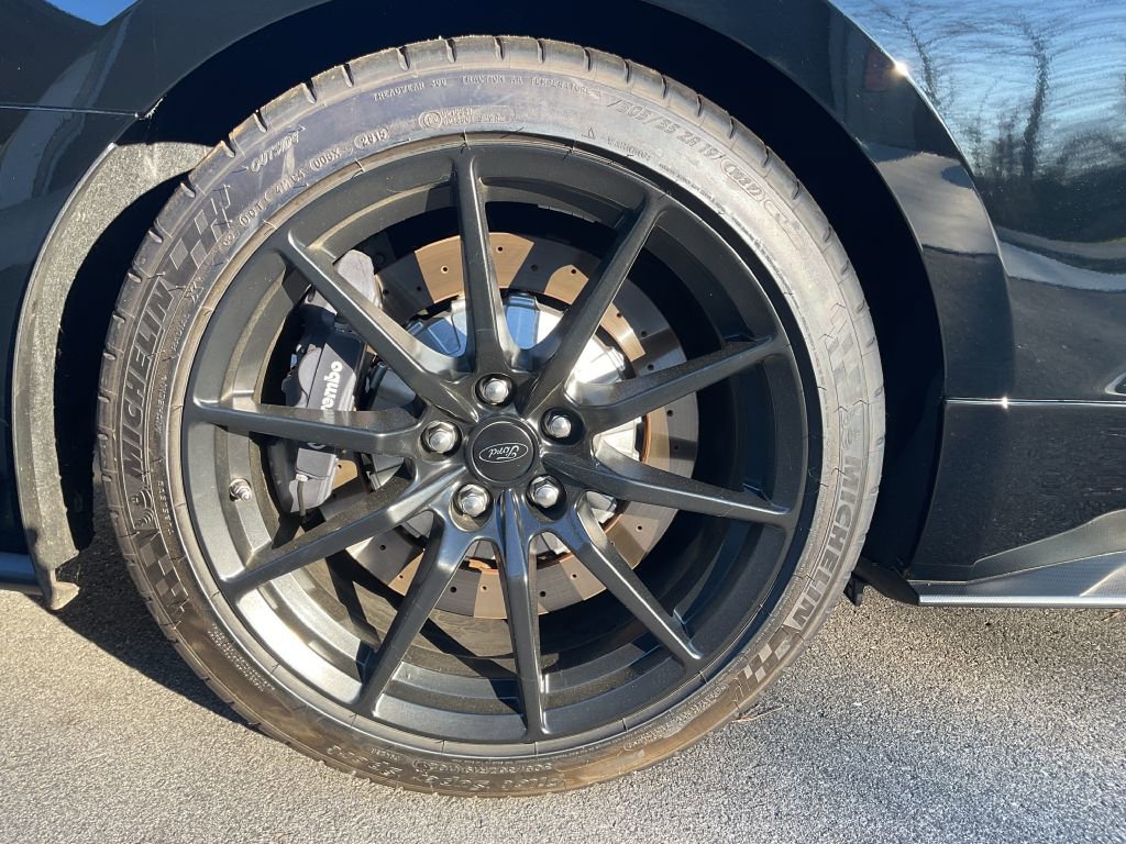 Used 2016 Ford Mustang Shelby GT350 w/ Track Package image 34