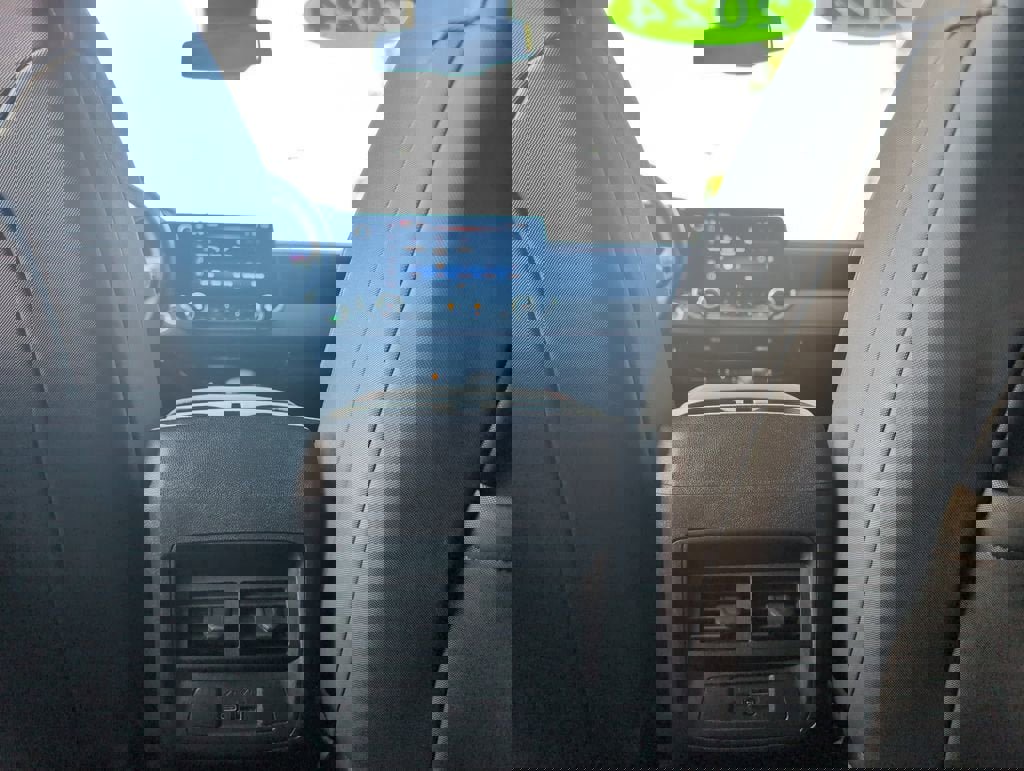 Certified 2024 Chevrolet Colorado Z71 w/ Z71 Convenience Package 2 AWD/4WD image 30