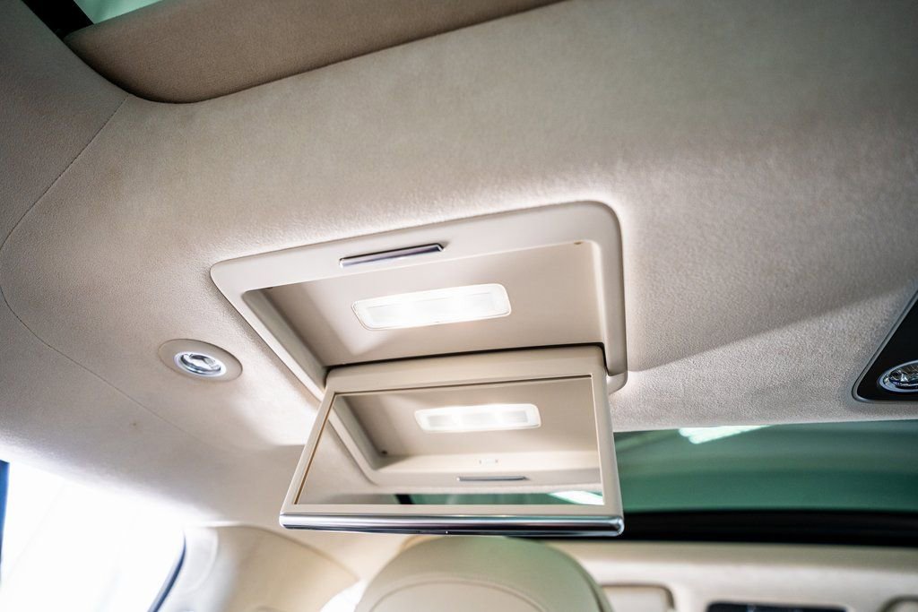 Used 2020 Bentley Flying Spur W12 image 61