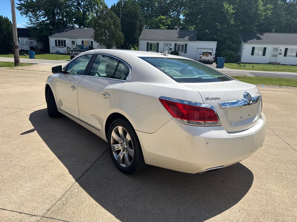Used 2011 Buick LaCrosse CXS FWD image 8