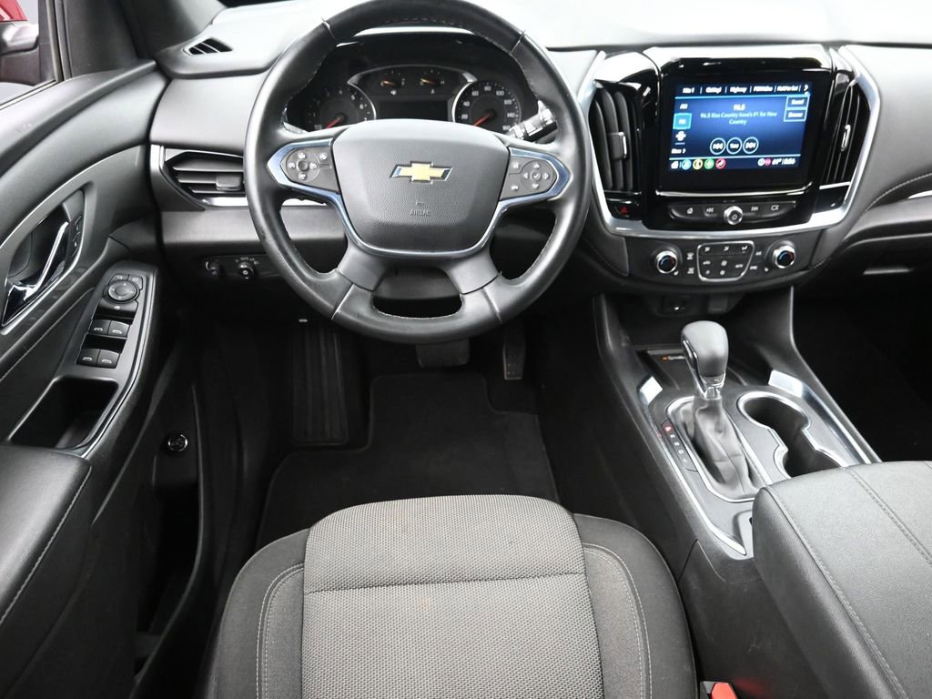 Used 2023 Chevrolet Traverse LT AWD/4WD image 13