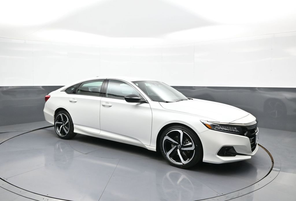 Used 2022 Honda Accord Sport image 4