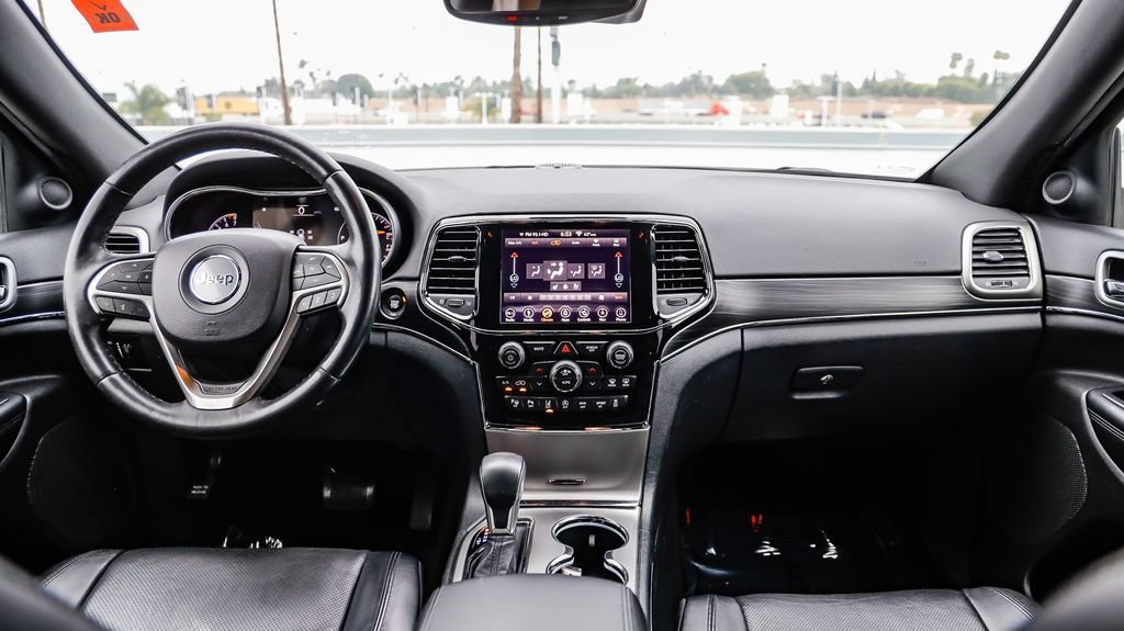 Used 2019 Jeep Grand Cherokee Limited w/ Luxury Group II RWD image 15