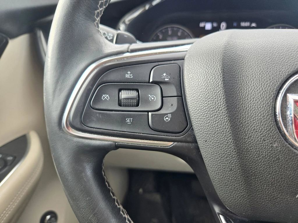 Used 2021 Buick Envision Essence w/ Technology Package I image 28