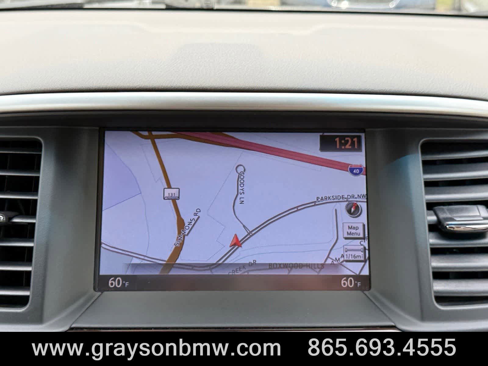 Used 2015 Nissan Pathfinder Platinum AWD/4WD image 30