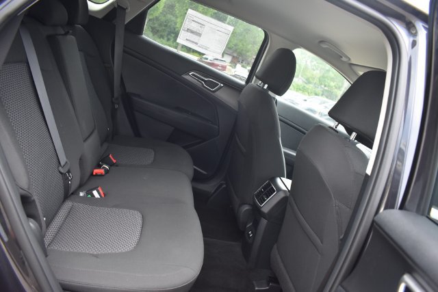 New 2026 Kia Sportage LX w/ LX Convenience Package AWD/4WD image 14