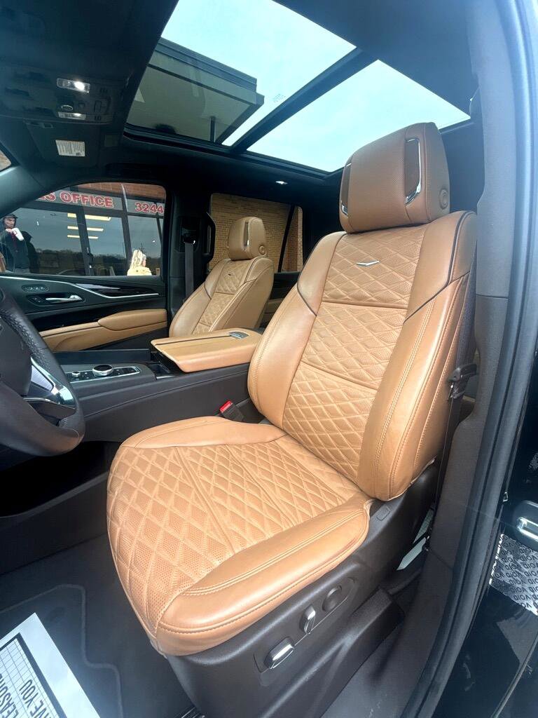 Used 2023 Cadillac Escalade Sport w/ Touring Package image 11