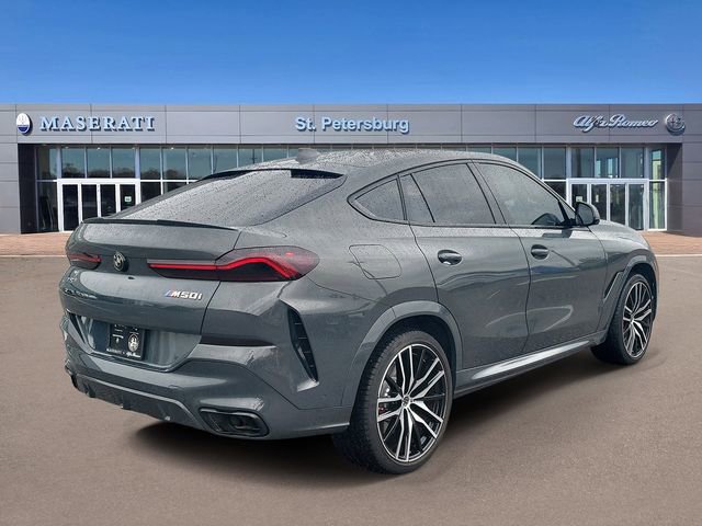 Used 2022 BMW X6 M50i image 4