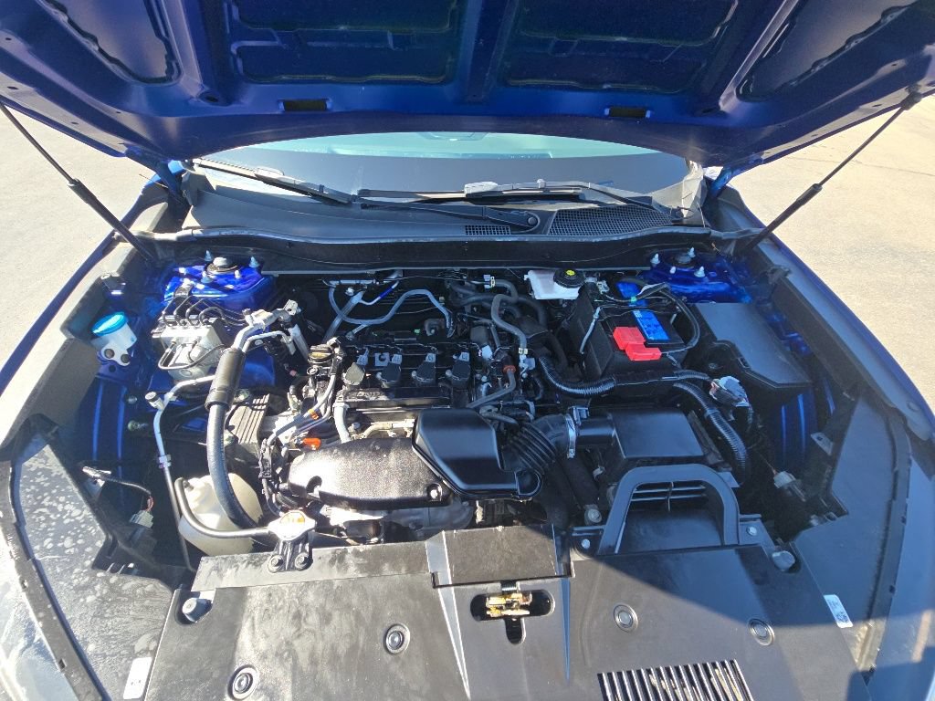 Used 2025 Honda CR-V LX image 12