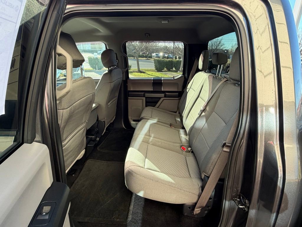 Used 2017 Ford F150 XLT image 16