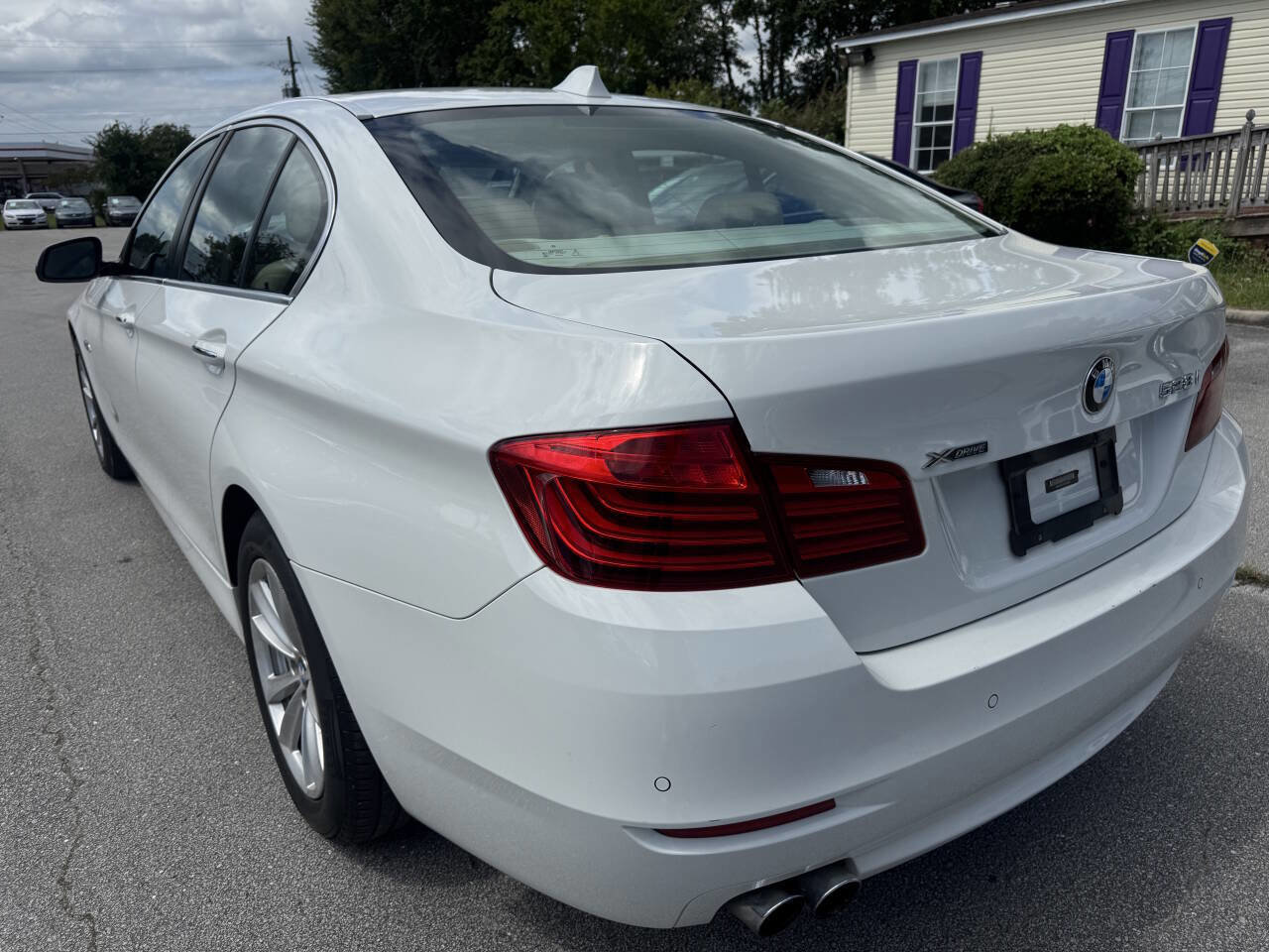 Used 2014 BMW 528i xDrive 528i xDrive AWD 4dr Sedan image 8