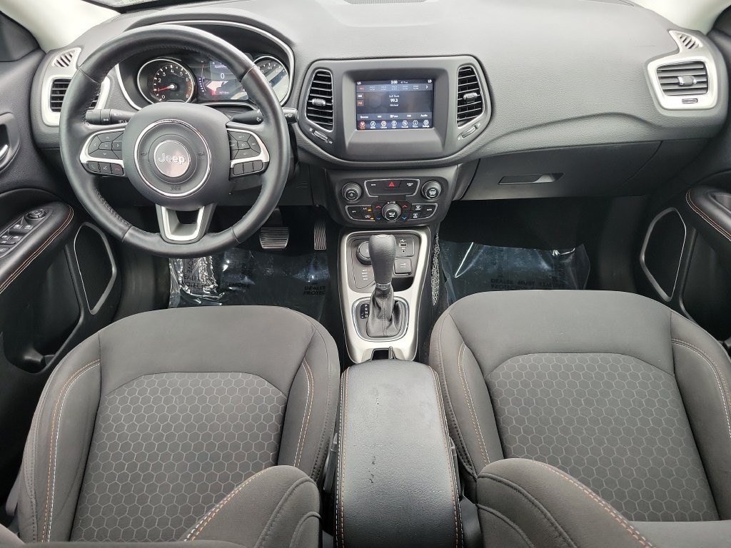Used 2019 Jeep Compass Sport w/ Cold Weather Group AWD/4WD image 13