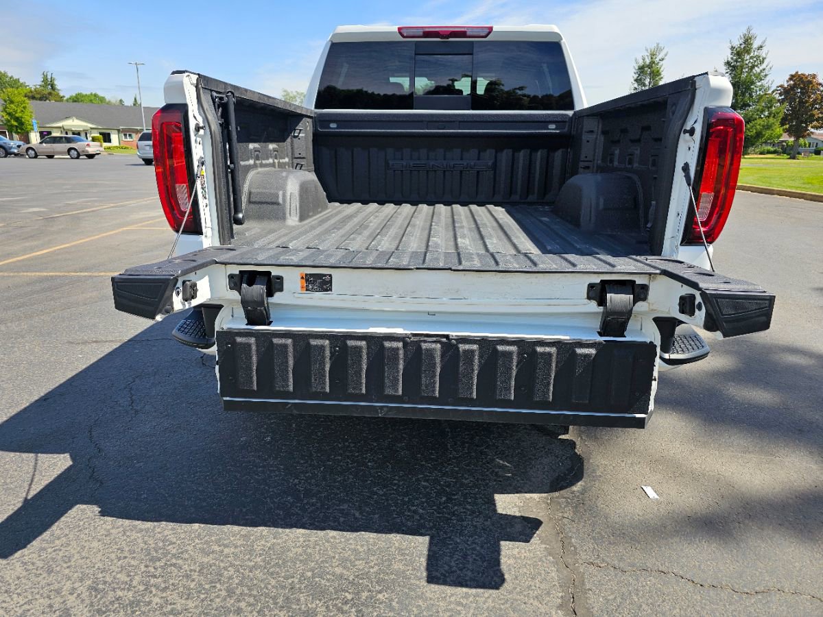Used 2023 GMC Sierra 1500 Denali image 22