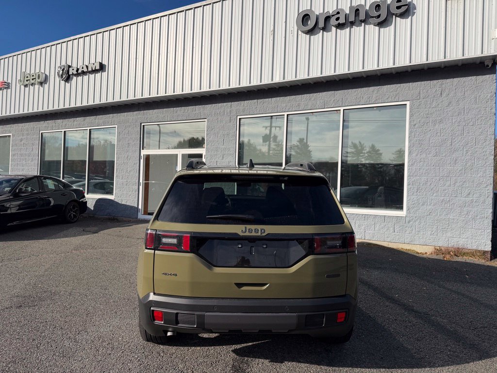 Used 2026 Jeep Cherokee Overland w/ Advanced Pro Tech Group AWD/4WD image 4