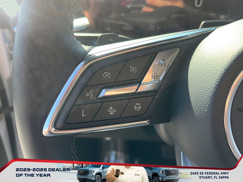 New 2025 Buick Enclave Sport Touring w/ Super Cruise Package image 17