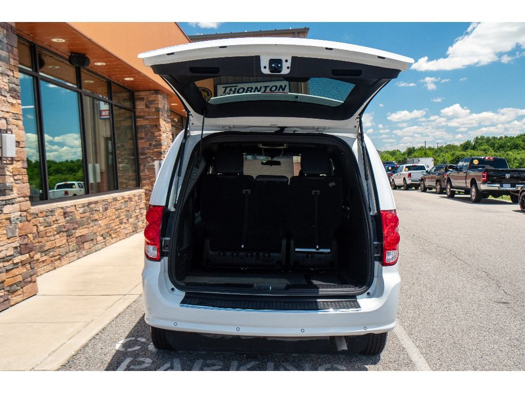 Used 2015 Dodge Grand Caravan R/T w/ Safety Sphere Group FWD image 27
