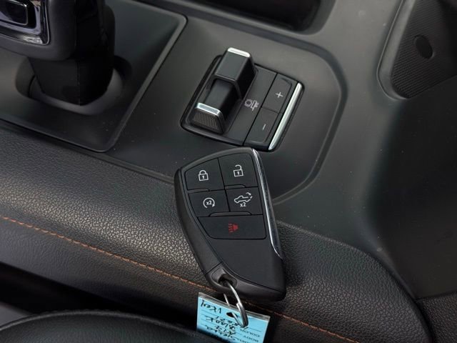 Used 2023 GMC Sierra 1500 AT4 w/ AT4 Preferred Package image 38