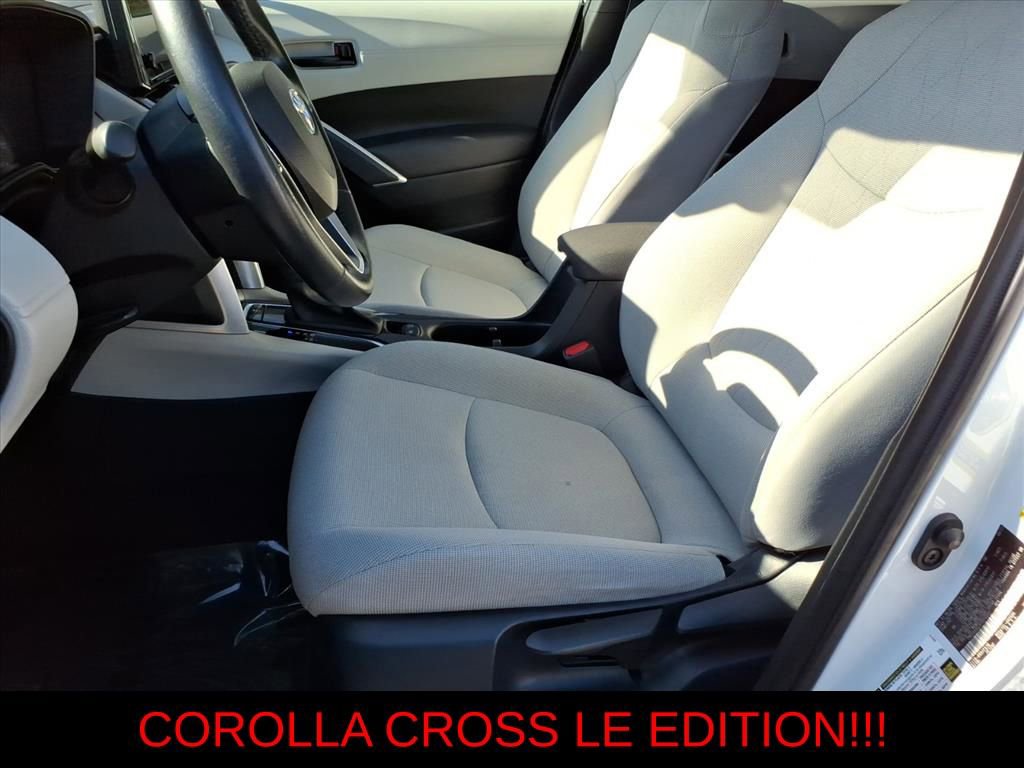 Used 2023 Toyota Corolla Cross LE w/ Moonroof Package image 15