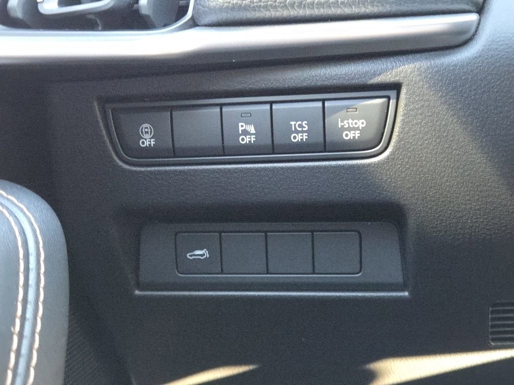 Certified 2025 MAZDA CX-90 3.3 Turbo w/ Preferred Package image 10