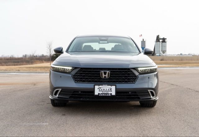 New 2026 Honda Accord Touring image 2