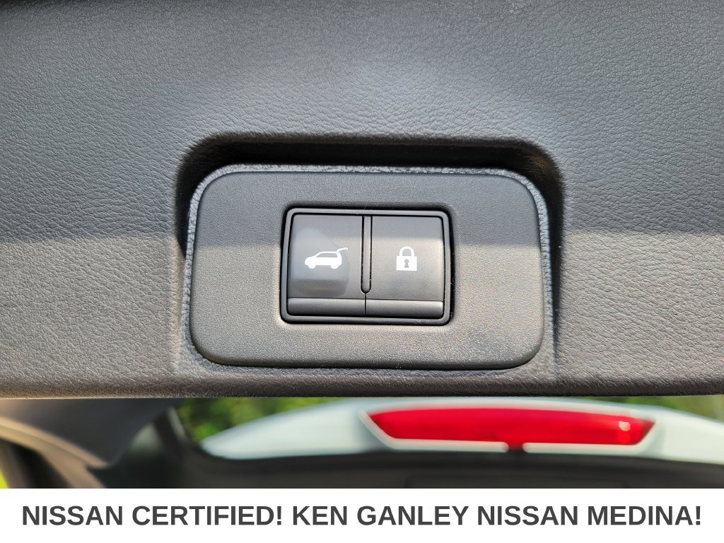 Certified 2023 Nissan Rogue SV w/ SV Premium B Package AWD/4WD image 48