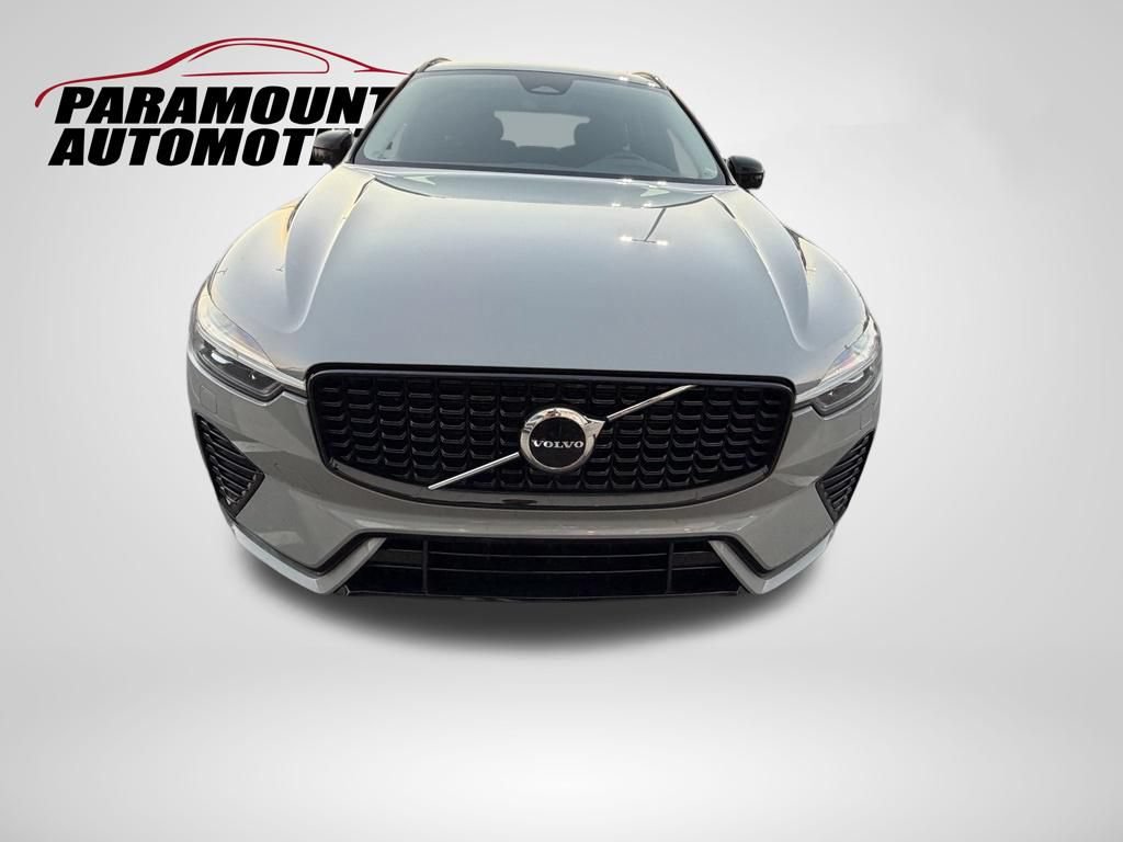 Used 2024 Volvo XC60 B5 Core w/ Protection Package Premier AWD/4WD image 6