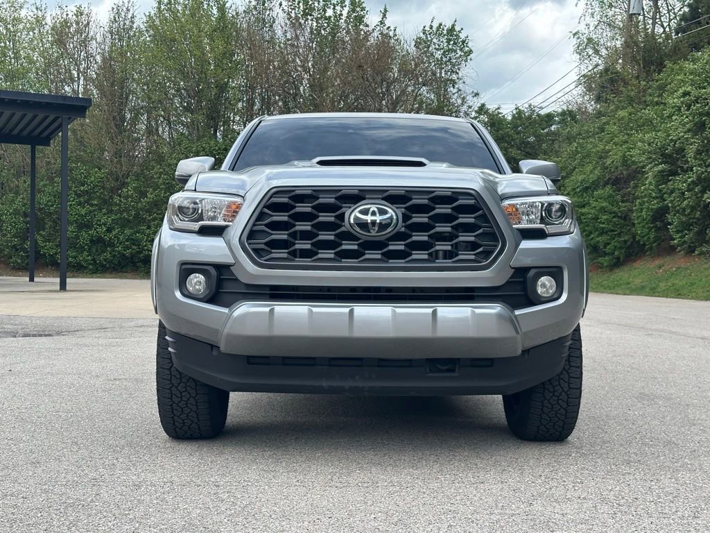 Used 2021 Toyota Tacoma TRD Sport AWD/4WD image 3