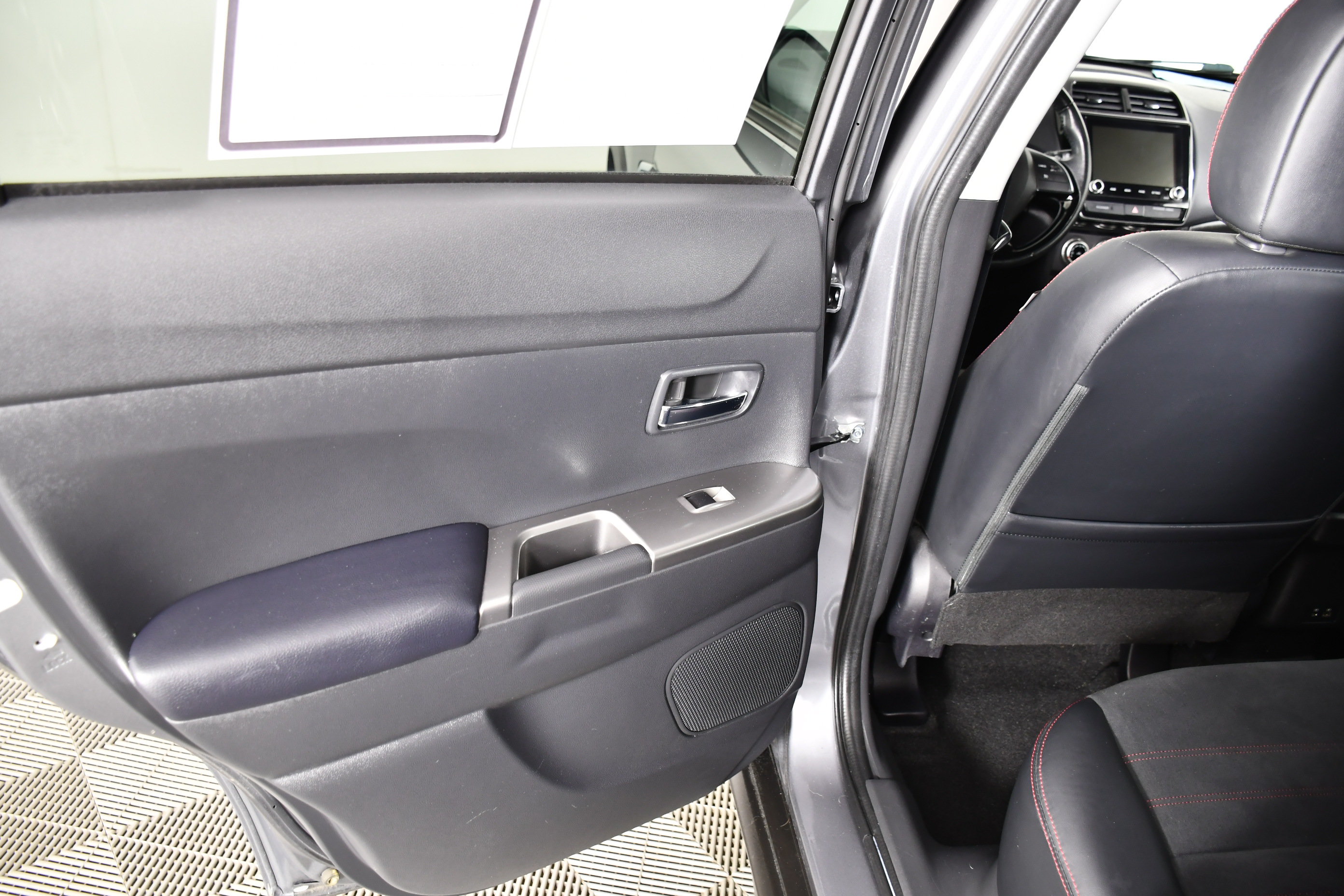Used 2022 Mitsubishi Outlander Sport SE AWD/4WD image 45