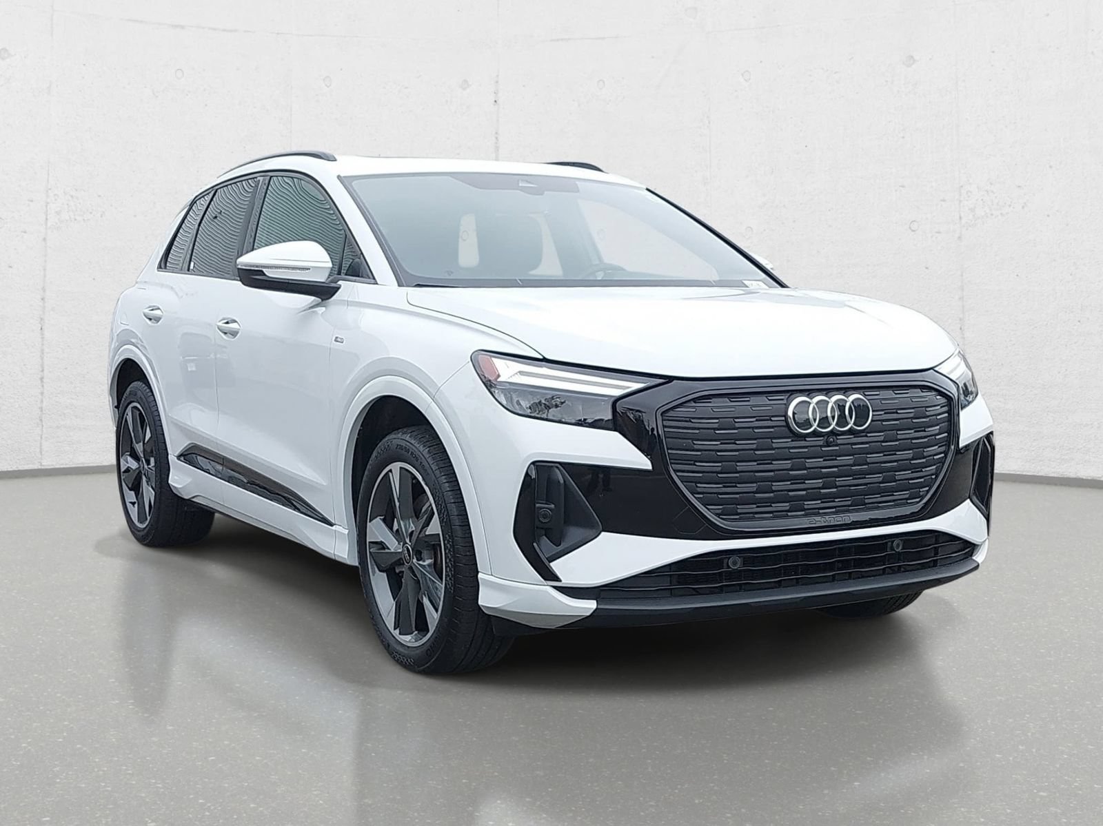 Certified 2023 Audi Q4 e-tron Premium w/ Convenience Package AWD/4WD image 3