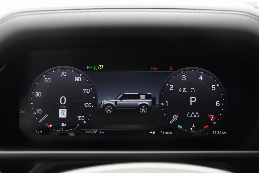 New 2024 Land Rover Defender 110 SE image 9