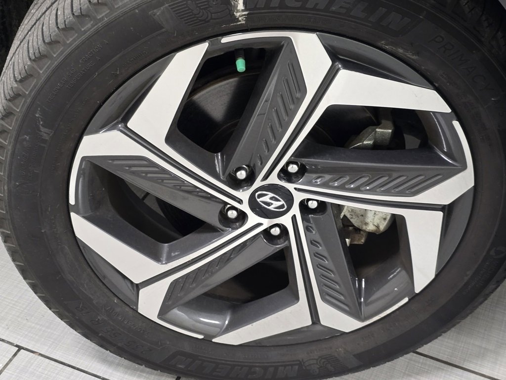 Used 2023 Hyundai Tucson SEL w/ Convenience Package image 9