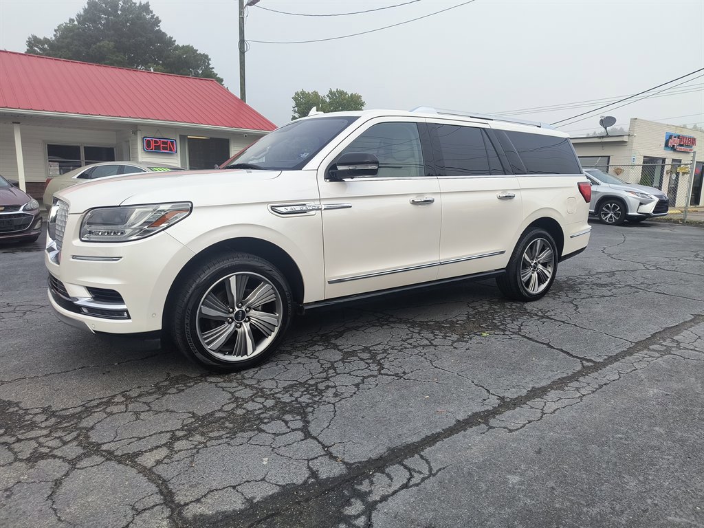 Used 2018 Lincoln Navigator L Reserve w/ Technology Package