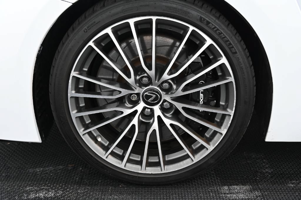Used 2015 Lexus RC F w/ Premium Package RWD image 44