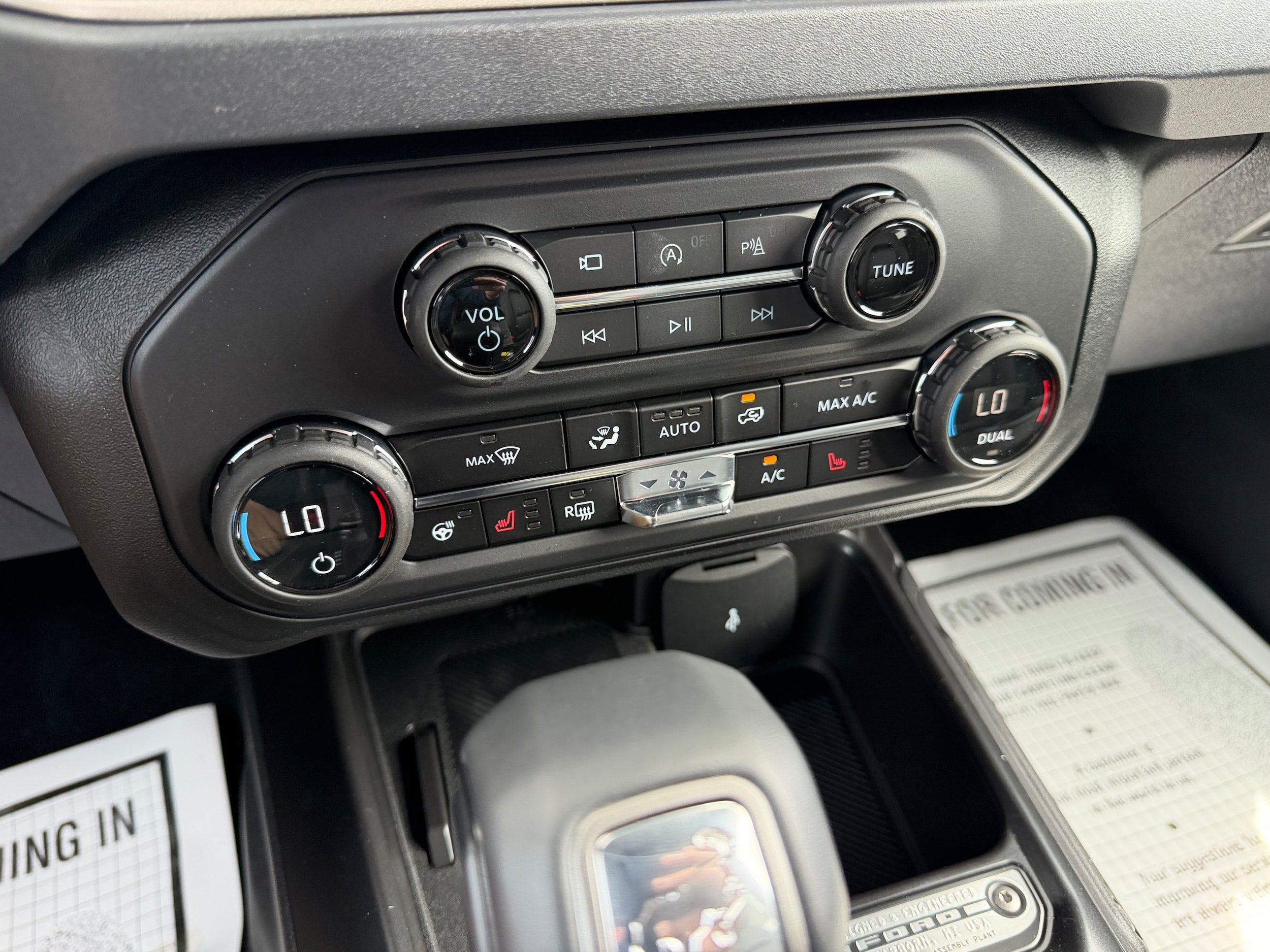 New 2026 Ford Bronco Outer Banks AWD/4WD image 25