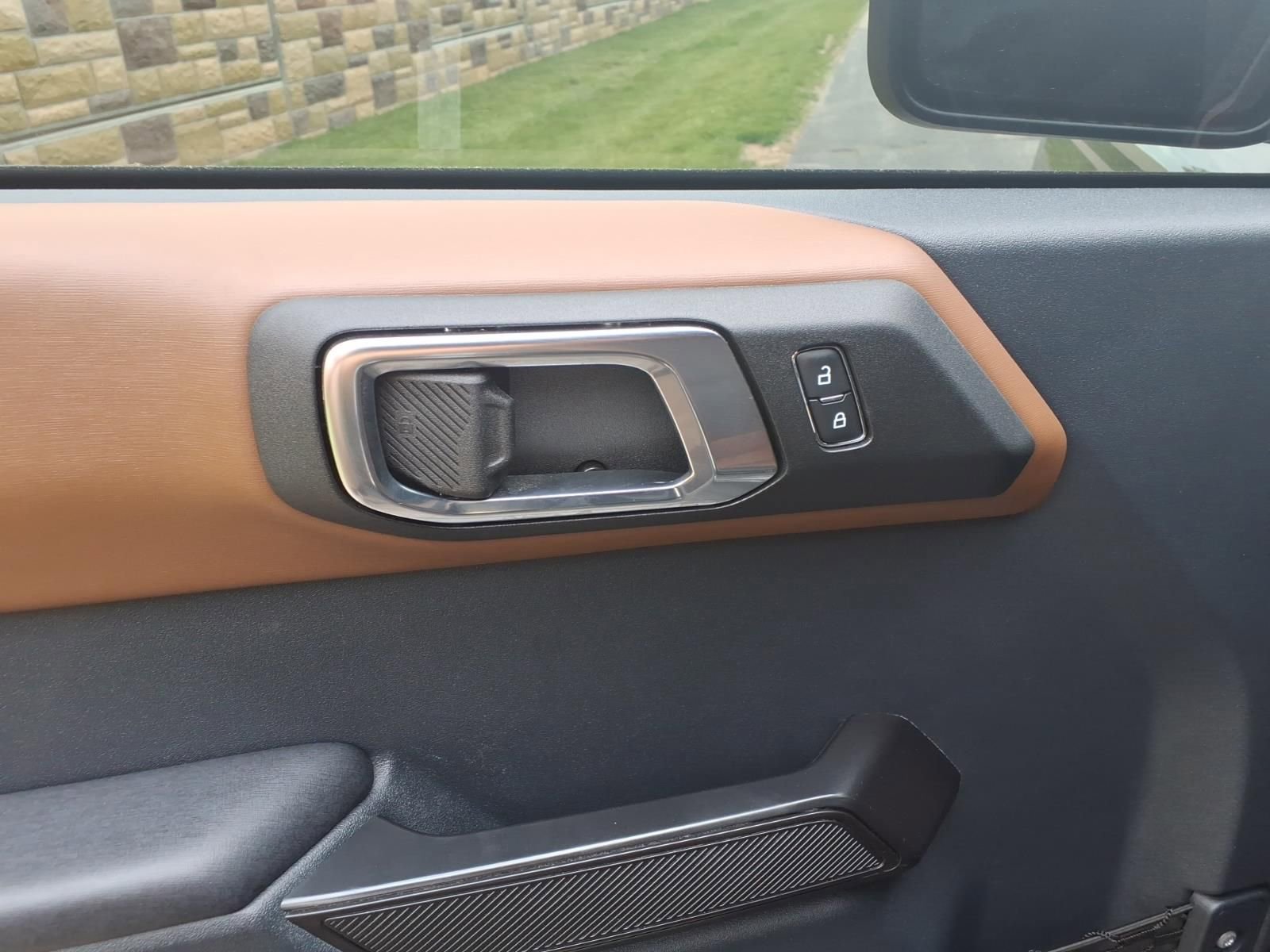 Used 2024 Ford Bronco Outer Banks AWD/4WD image 15
