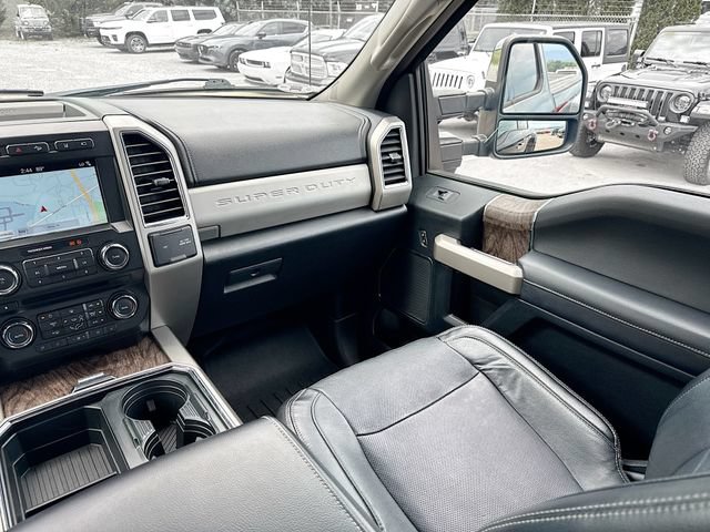 Used 2018 Ford F350 Lariat w/ Lariat Ultimate Package AWD/4WD image 27