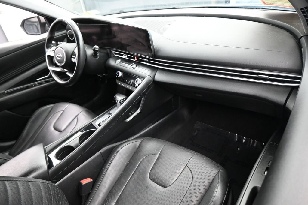Used 2022 Hyundai Elantra Limited FWD image 44