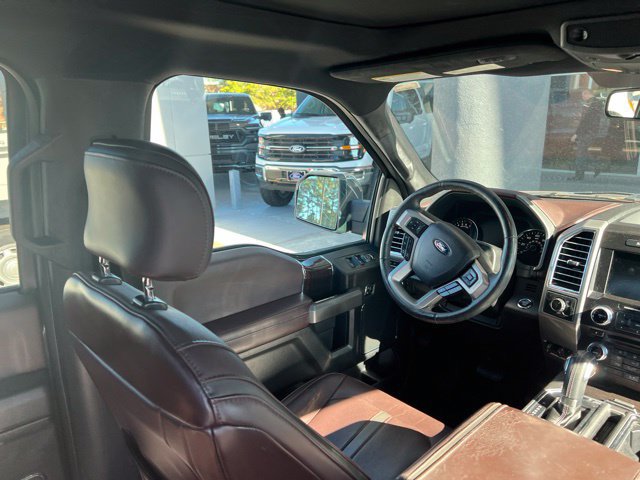 Used 2015 Ford F150 Platinum w/ Equipment Group 701A Luxury RWD image 16