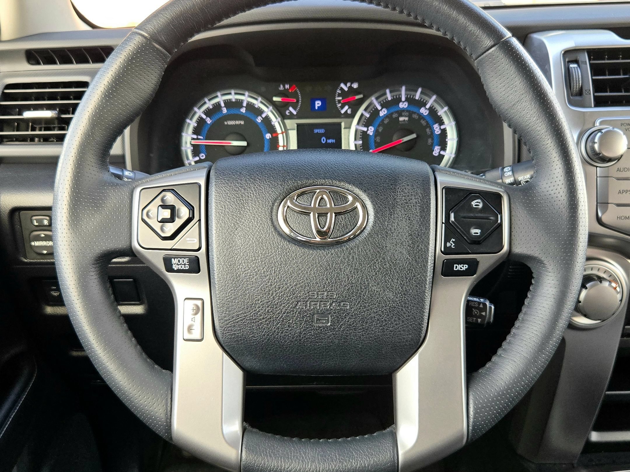 Used 2019 Toyota 4Runner SR5 AWD/4WD image 21