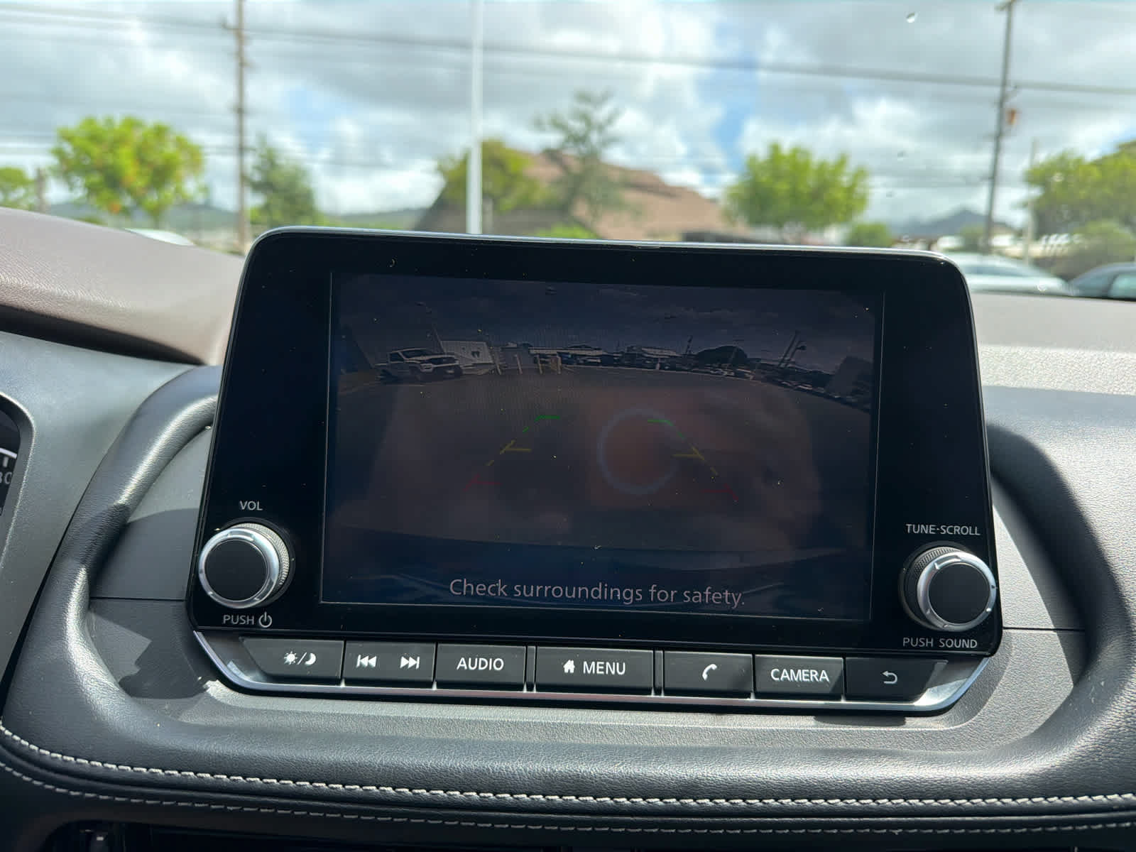 Used 2022 Nissan Rogue SV w/ SV Premium Package FWD image 7