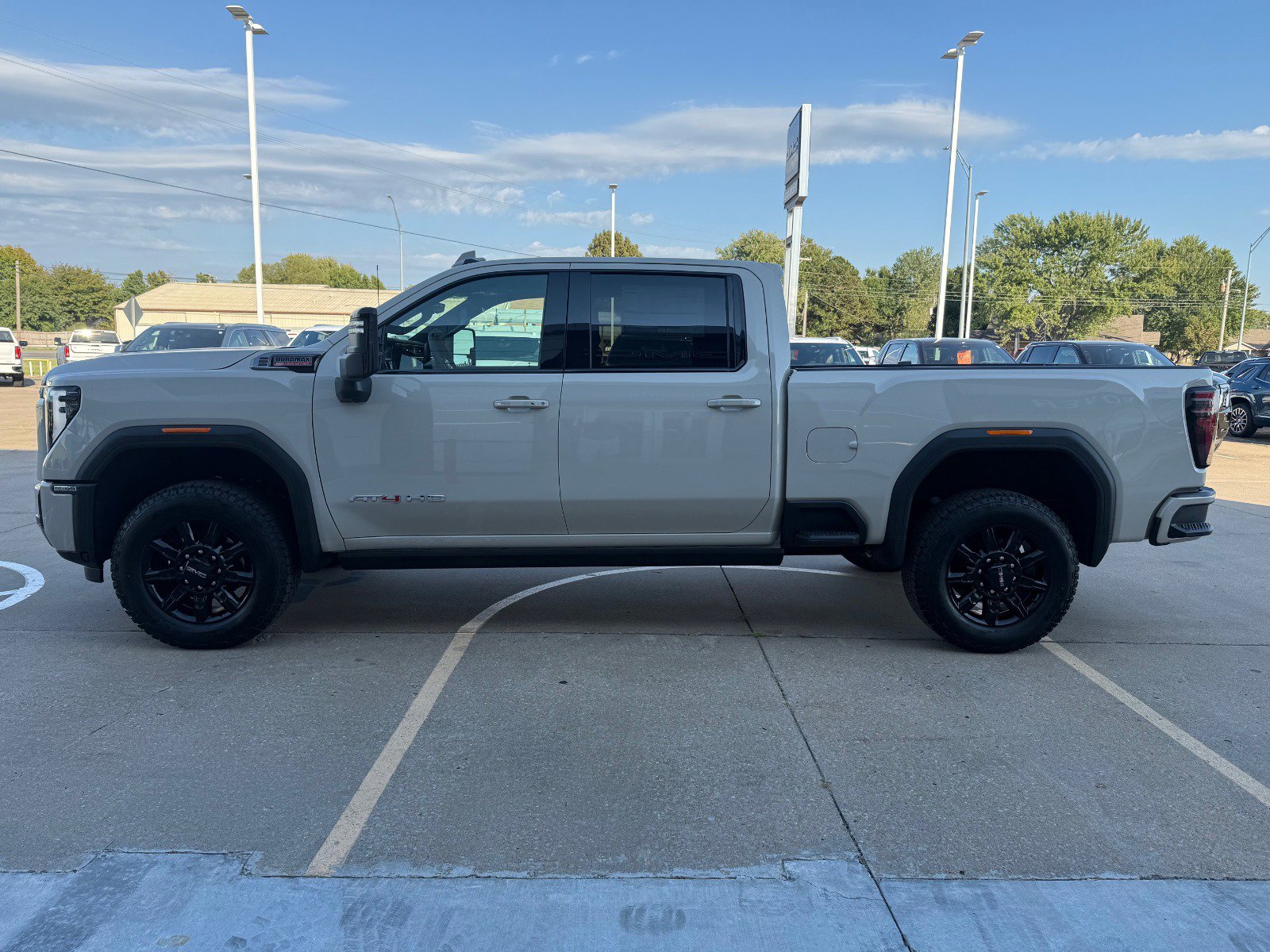 New 2026 GMC Sierra 2500 AT4 w/ AT4 Premium Plus Package image 6