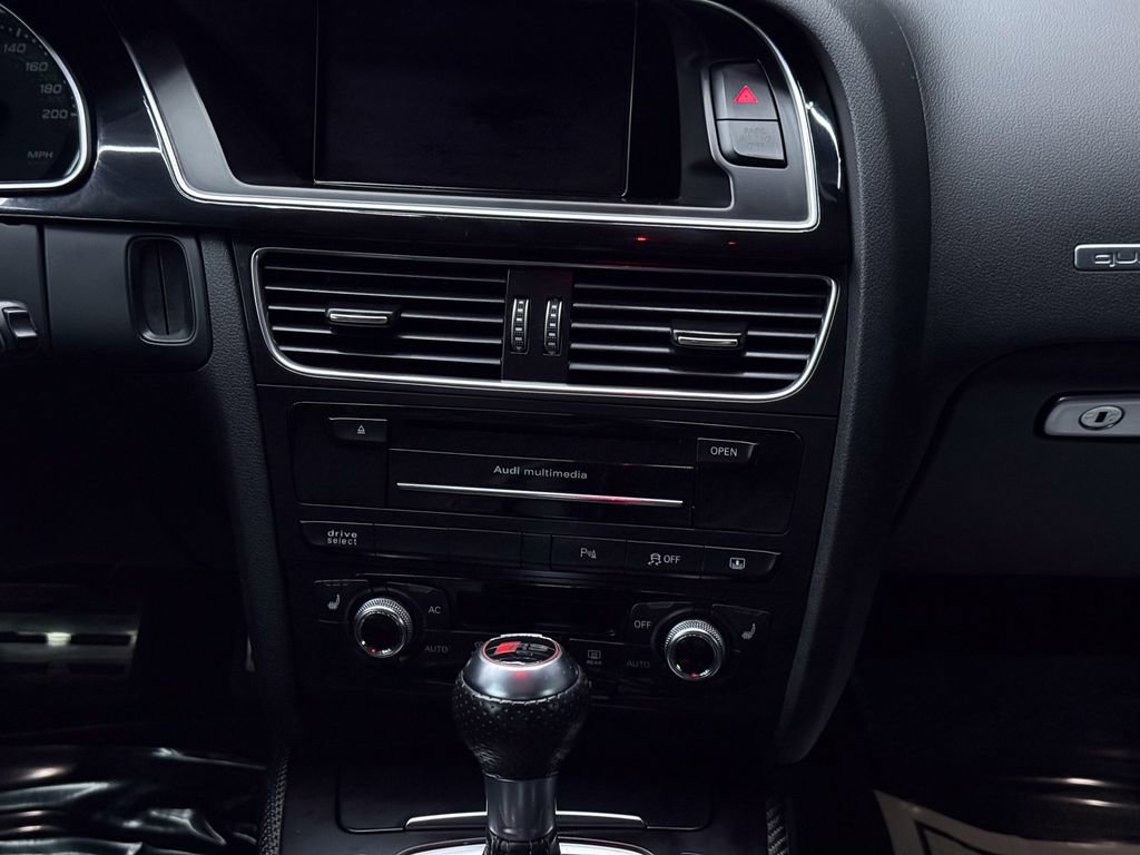 Used 2014 Audi RS 5 Coupe AWD/4WD image 22