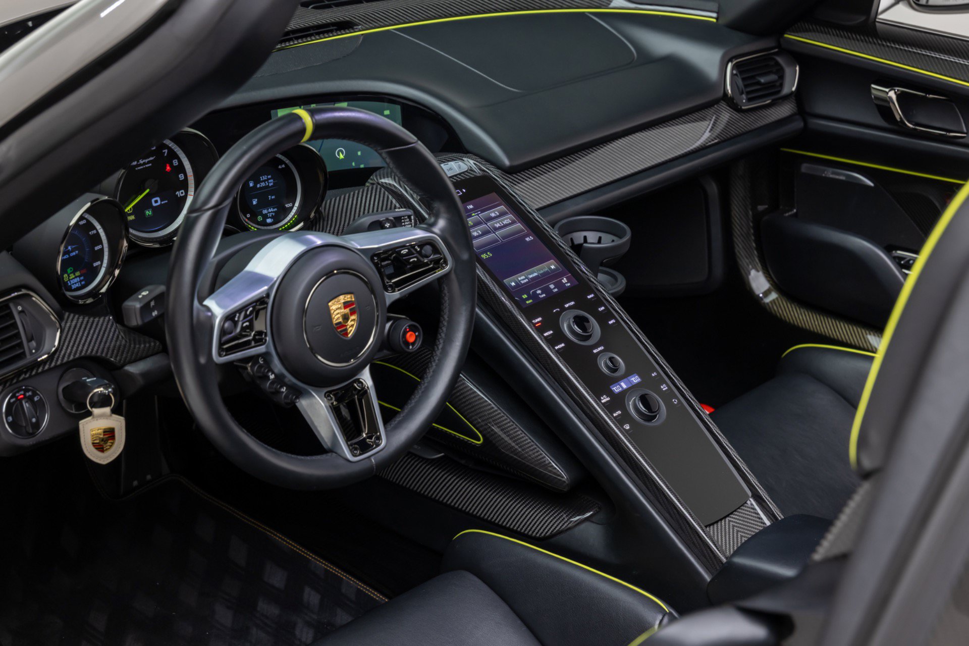 Used 2015 Porsche 918 Spyder AWD/4WD image 70