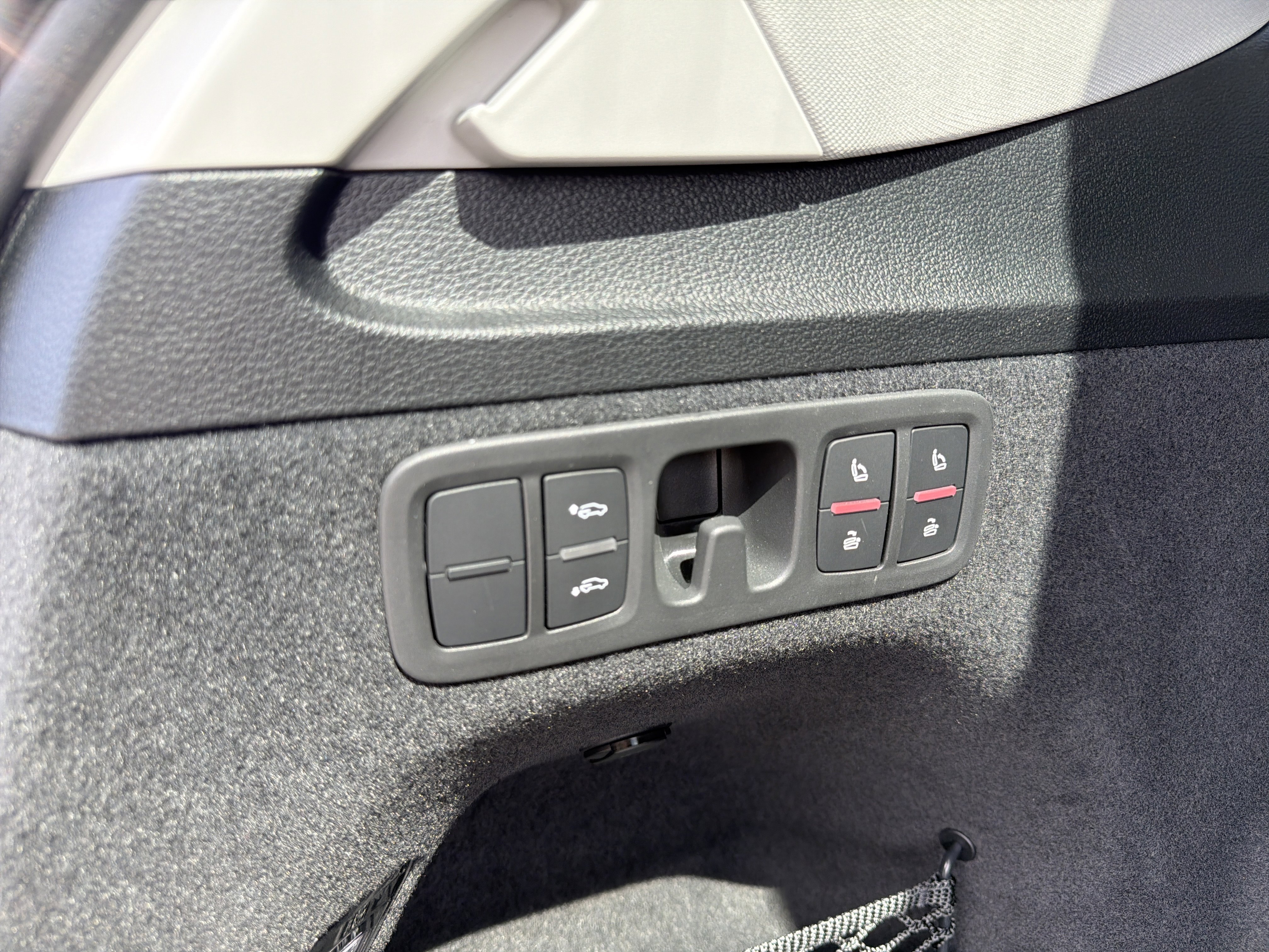 Used 2023 Audi Q7 3.0T Prestige AWD/4WD image 25