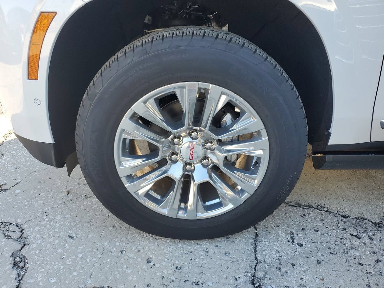 New 2026 GMC Yukon XL Denali w/ Sun & Power Step Package RWD image 6