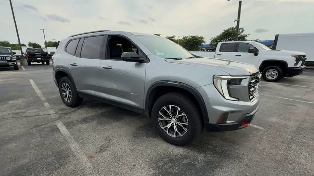 Used 2024 GMC Acadia AT4 w/ Luxury Package AWD/4WD image 2