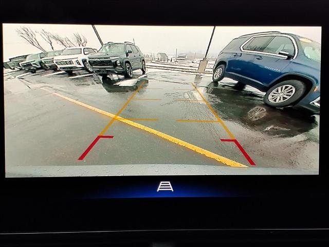 Used 2025 Chevrolet Trax RS image 26